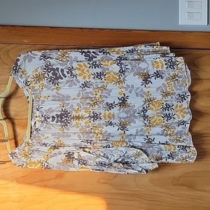 XL multi-color blouse